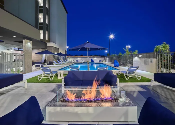 Springhill By Marriott Phoenix Hotel *